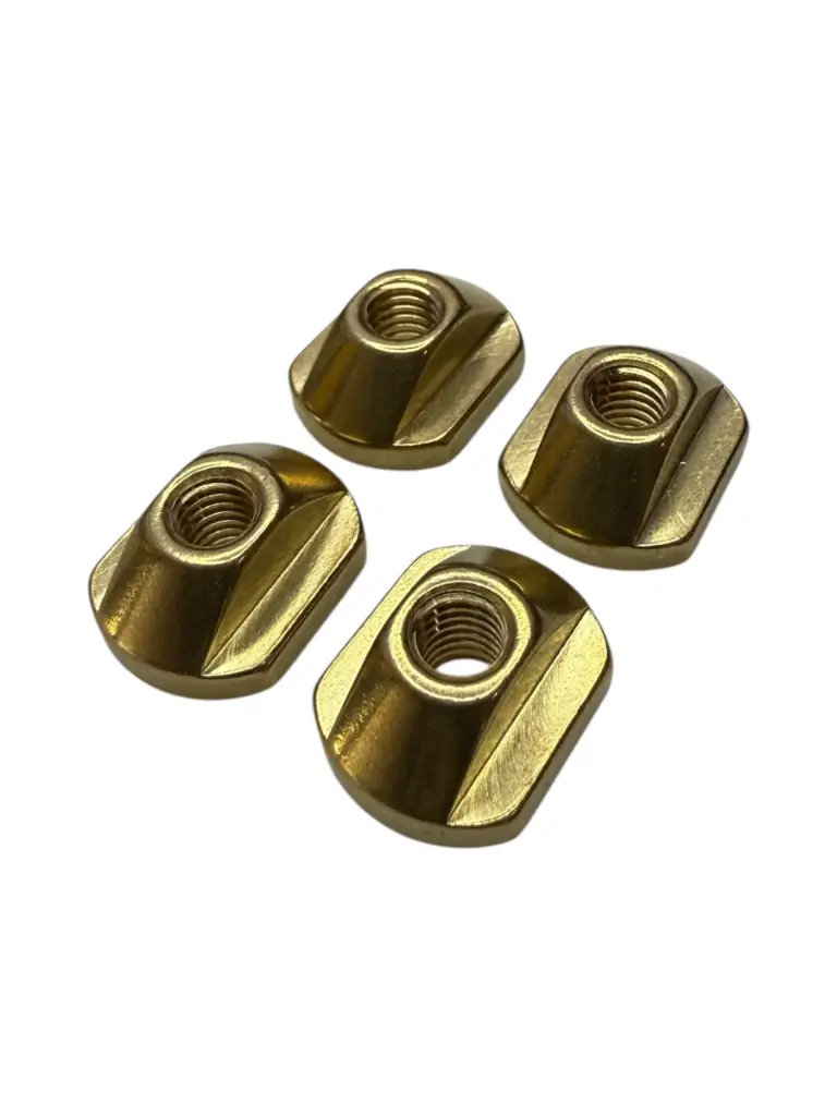 Set de 4 nuts M6